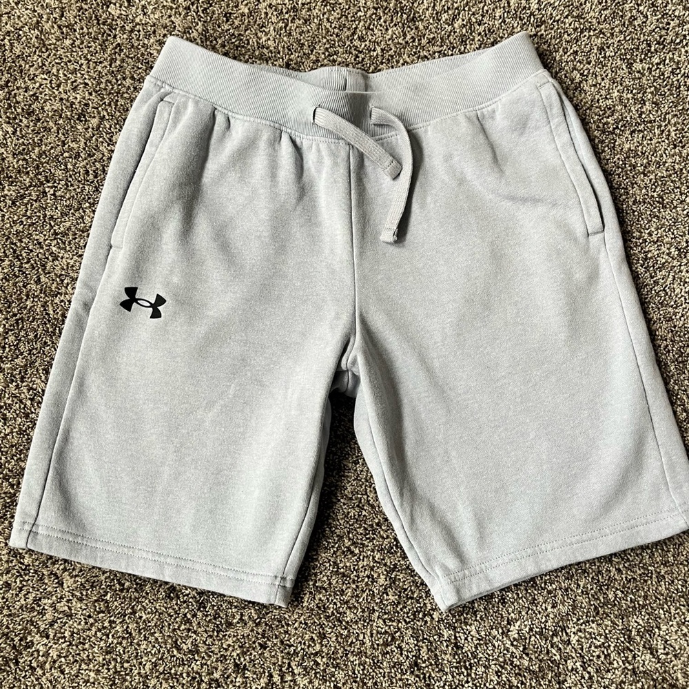Under Armour Boys Light Gray Athletic Shorts